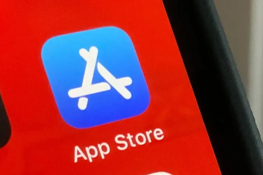 Apple Introduces AI-Generated Tags in iOS 26 Developer Beta, Aiming to Reshape App Store Discoverability