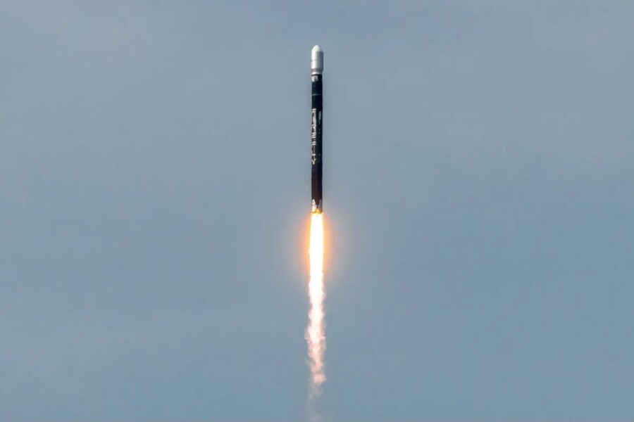 Firefly Aerospace Files for IPO Amid Expanding Lunar and Defense Contracts
