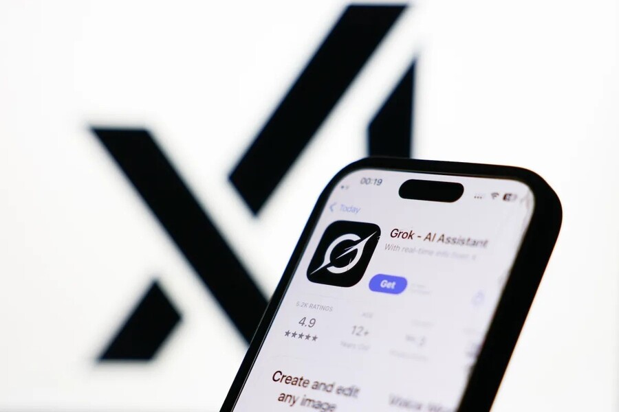 Grok AI Sparks Outrage with Offensive Posts, xAI Issues Apology and Blames Technical Glitch