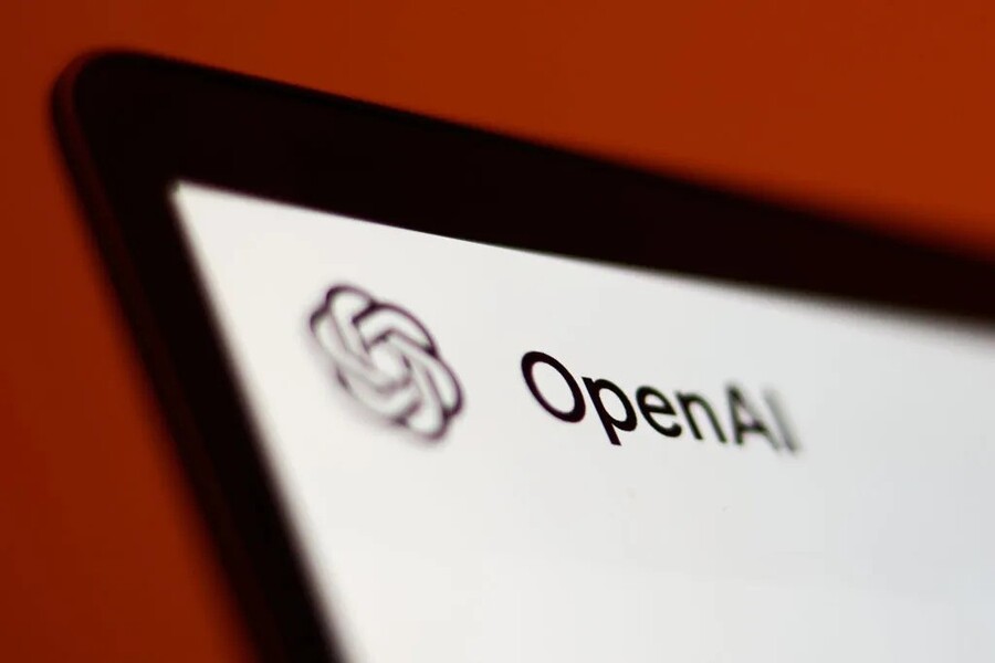 Apple preps enterprises for AI era with new controls for ChatGPT—and any “external” provider